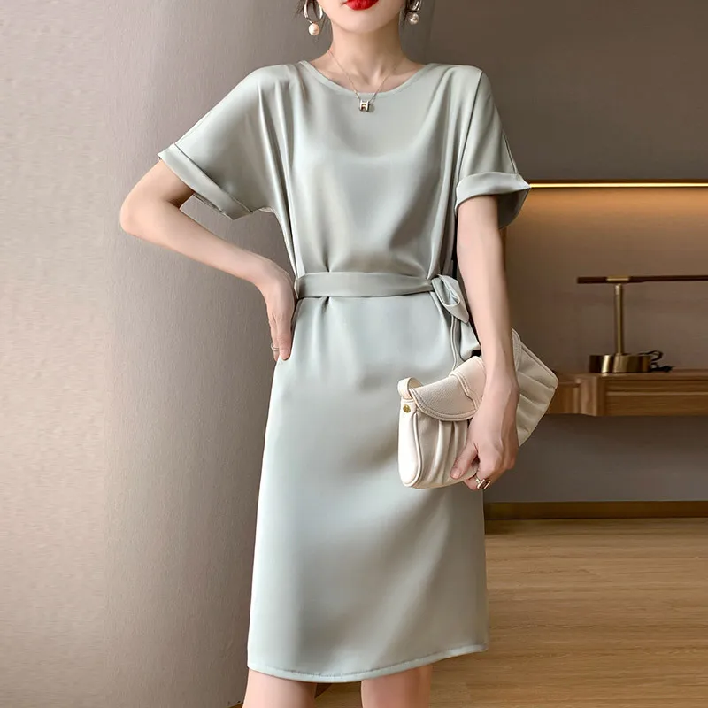 

Summer New Acetic Satin Short Sleeve Dress Korean Royal Sister Female Belt Bundle Slim In Early Autumn and Summer.