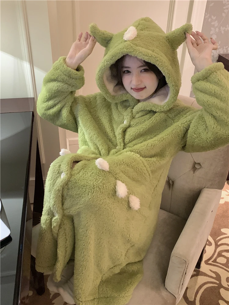 

GWW1732 Cute and funny thickened thermal pajamas 2022 new loose fitting pajamas for young women