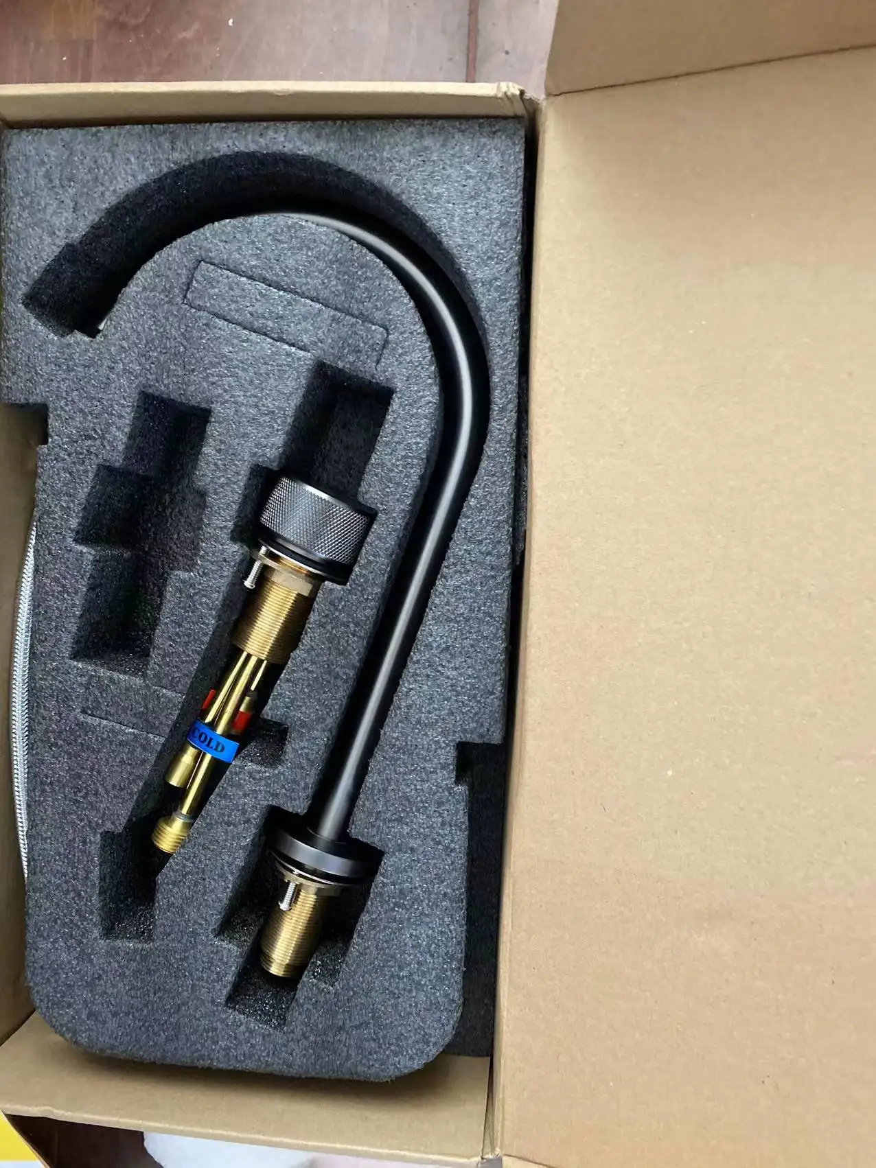 Латунный пистолет Серый кухонный смеситель Настольный для кухонной мойки с