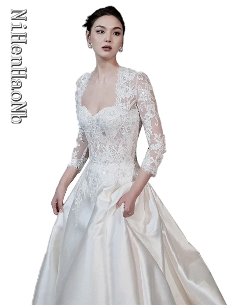 

French Court Bridal Lace Thick Satin Wedding Dresses Long Sleeve Wedding Dress