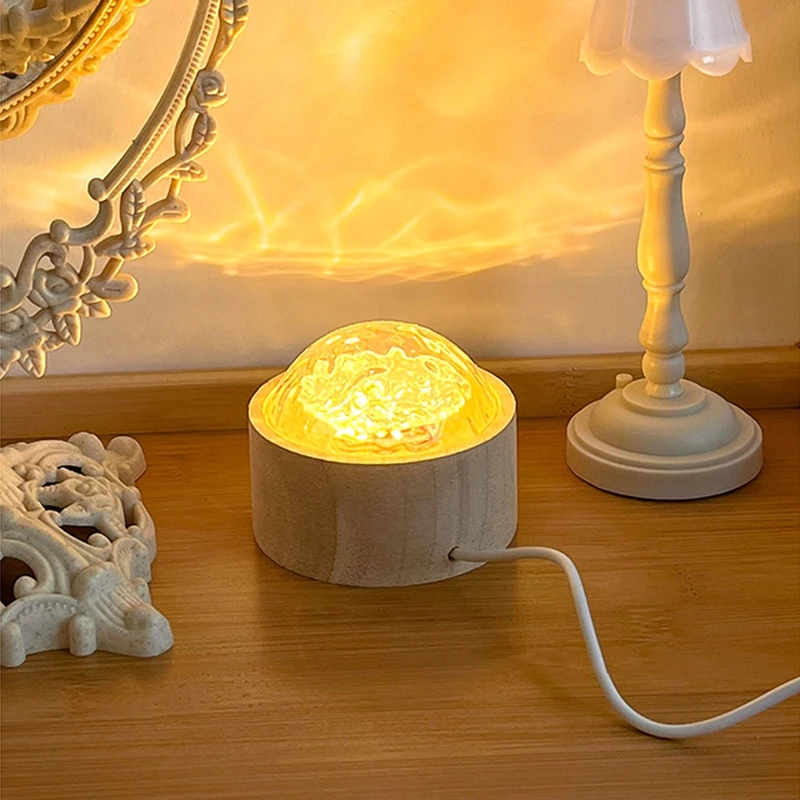 Монохромная лампа. Монохромная лампа. Лампа черно белая. Люстра над круглым столом. Перегоревшая лампочка.