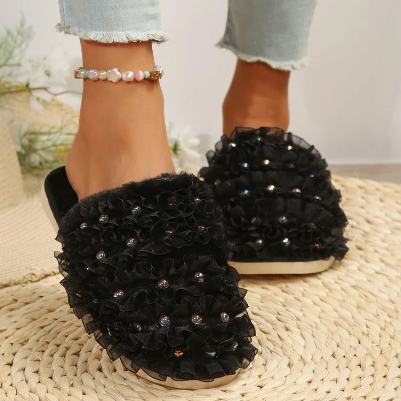 

Pearl Decor New Women Thick Bottom Pleated Design Slippers Winter Leopard Luxurious Indoor Baotou Cotton Slippers Home Slippers