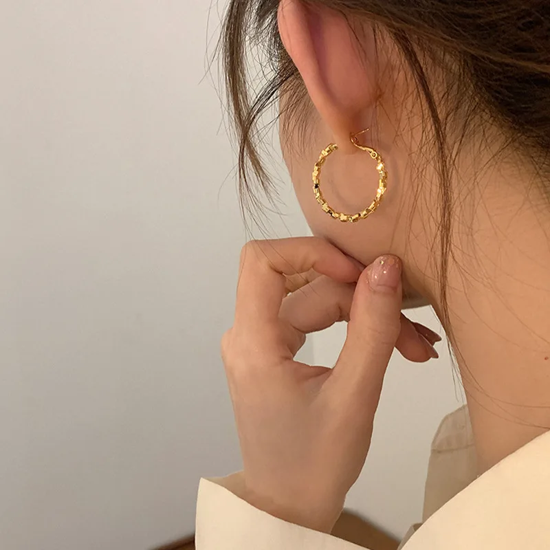 

Ailodo Irregular Beads Hoop Earrings For Women Vintage Gold Silver Color Party Wedding Earrings Korean Fashion Jewelry Gift 2023