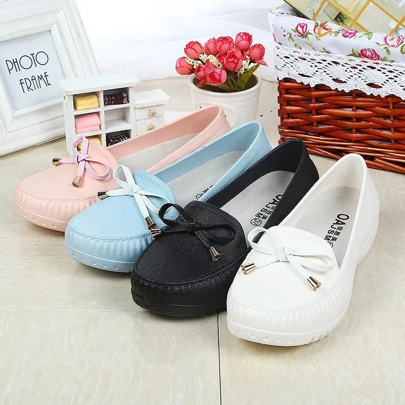 

Chaussures Plates Femmes Women Round Toe Comfort Jelly Anti Skid Beach Shoes Ladies Waterproof Bow Tie White Shoes E5733