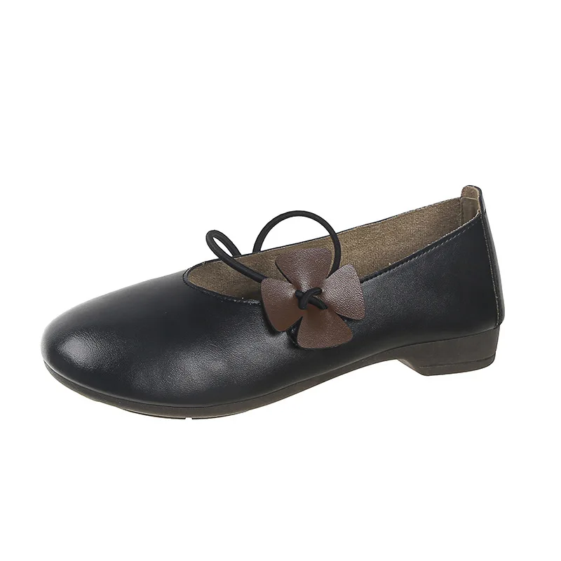 Мягкая подошва мягкая поверхность маленькие кожаные туфли для женщин осень 2024