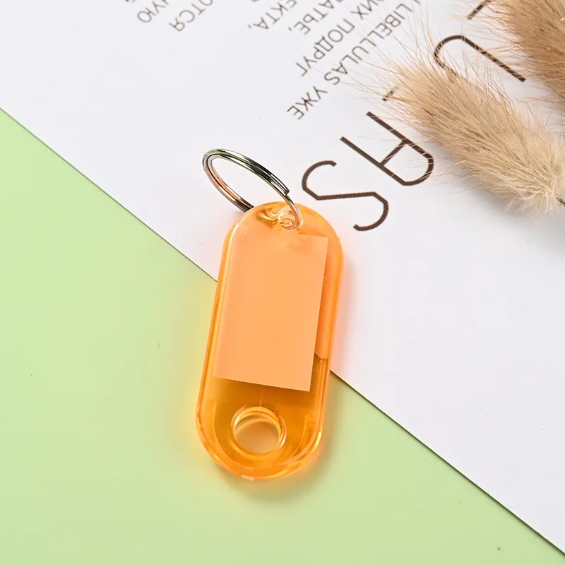 

Наборы из 1–100 шт., разноцветные пластиковые брелоки с 8 цветами — бирки с идентификационной этикеткой, идеально подходят для багажа, использования в отеле, классификация номера