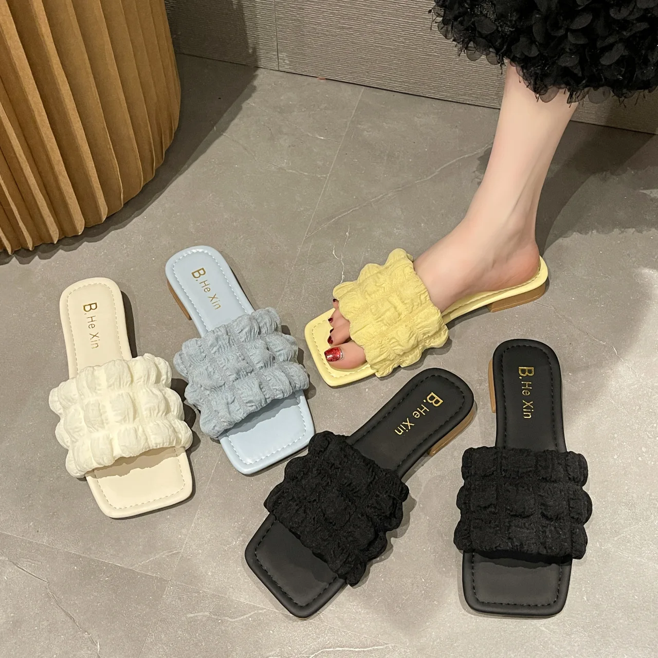 

Шлепанцы женские на низком каблуке, резиновые сандалии, шлепанцы, квадратный носок, Роскошные, бежевые, Гавайские, лето 2023