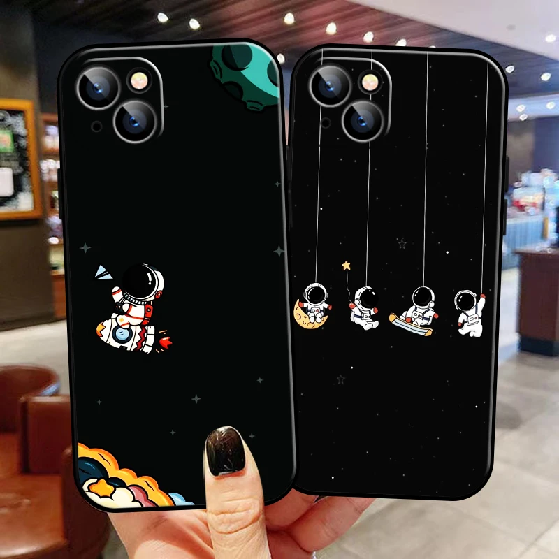 

Cute Astronaut Cartoon For Apple iPhone 13 12 11 Pro Mini X XR XS Max SE 5 6 6S 7 8 Plus Phone Case Funda Carcasa