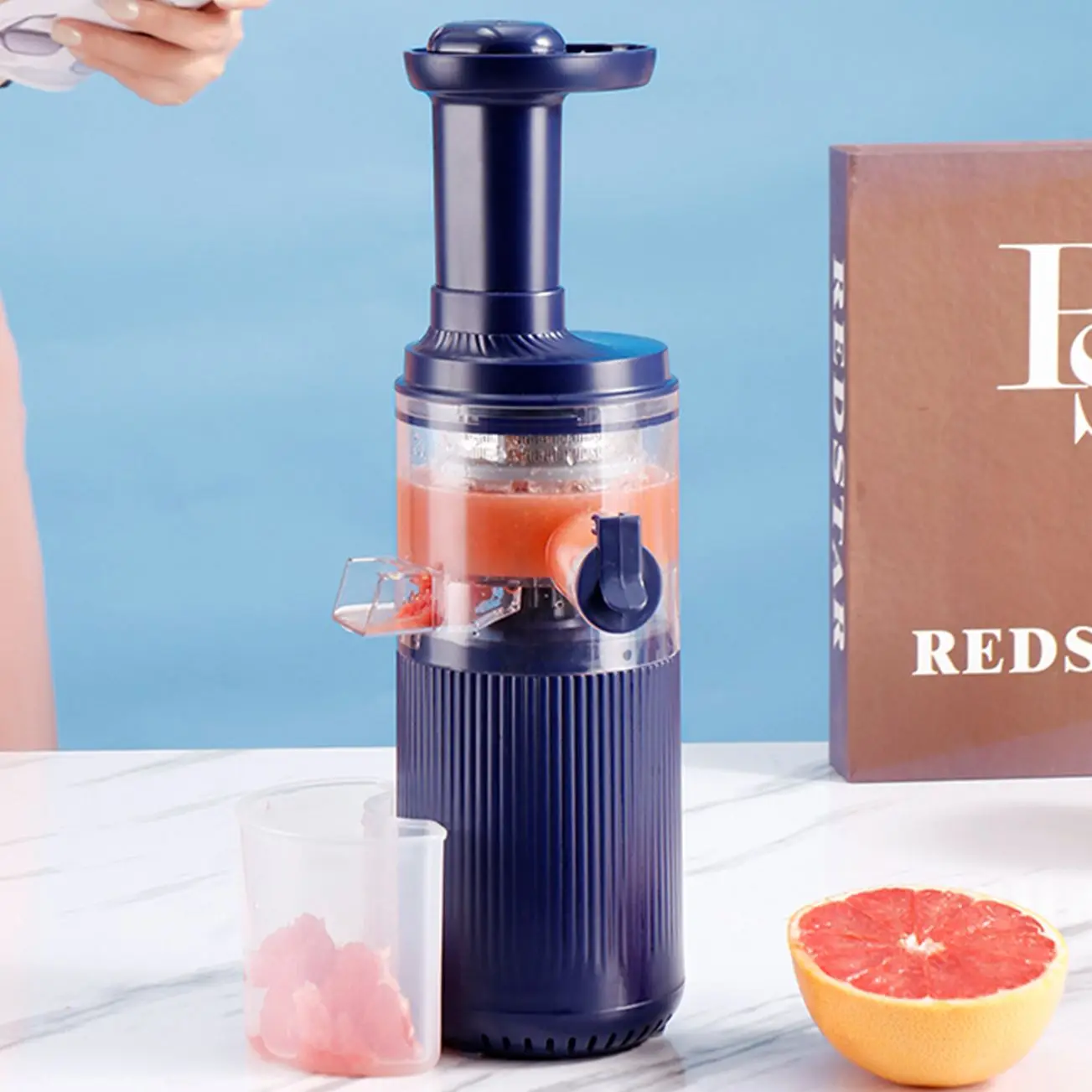 

Electric Fresh Juice Juicer Machine Orange Squeezer Juice Extractor USB Wireless Rechargeable Portable Juicers