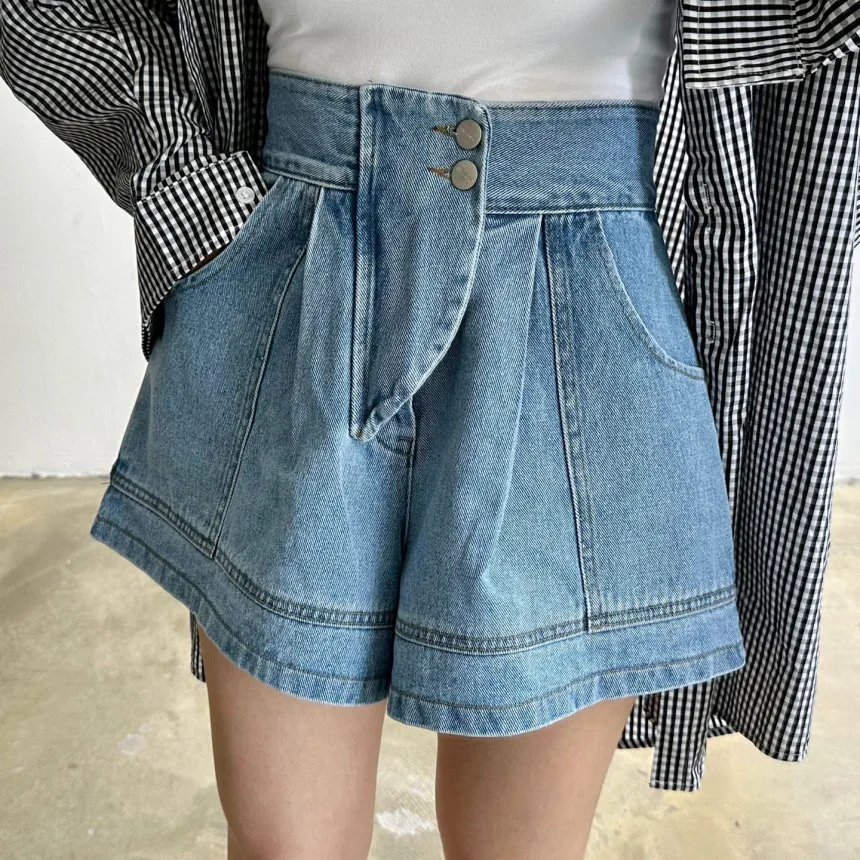 

Stylish Summer 2023 Loose Female Wide Leg Jeans Shorts Casual High Waist Single Button Women Solid Denim Shorts Chic N804