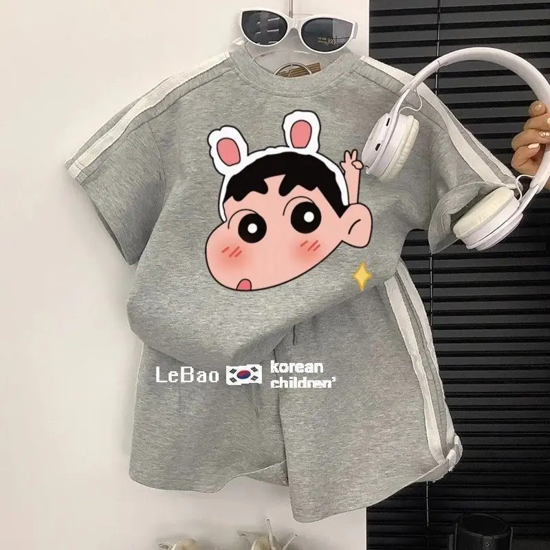 Фото Милый спортивный костюм для мальчиков в стиле аниме Crayon Shin Chan, детский комплект из 2 предметов из мягкого хлопка, комплект из футболки и шорт в корейском стиле, комплект домашней одежды Kawaii №3