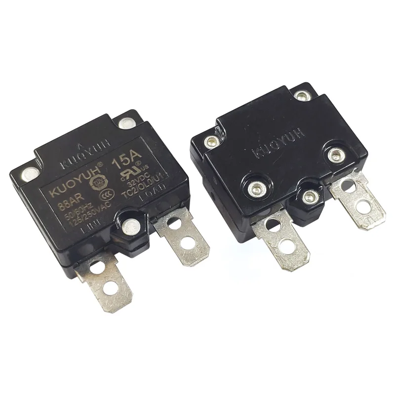 

15A auto recloser Kuoyuh 88 series smart power strip circuit breaker