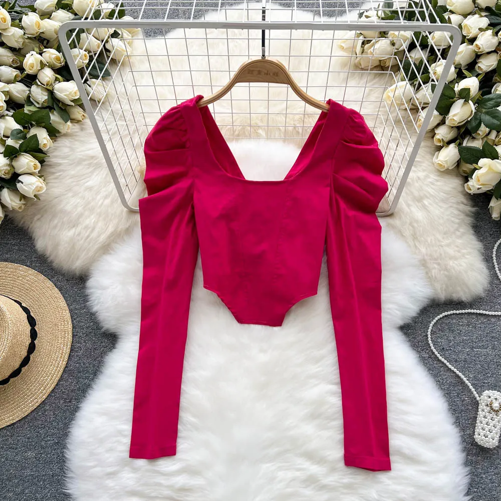 

Новинка, модная футболка с длинным рукавом и квадратным воротником, женские облегающие Короткие топы на весну и осень 2022, Однотонная футбол...