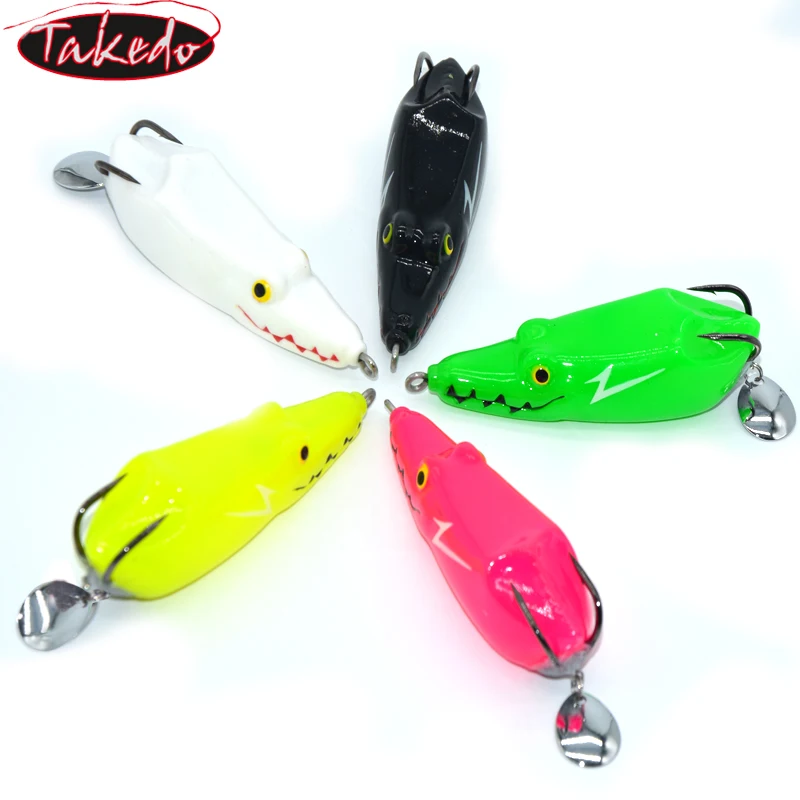 

TAKEDO 9CM 22.8G 1PCS Isca Artificial PVC Bait Topwater Lure Pesca Bait Floating Bass Lure Soft Lure Frog Lure For Snakehead