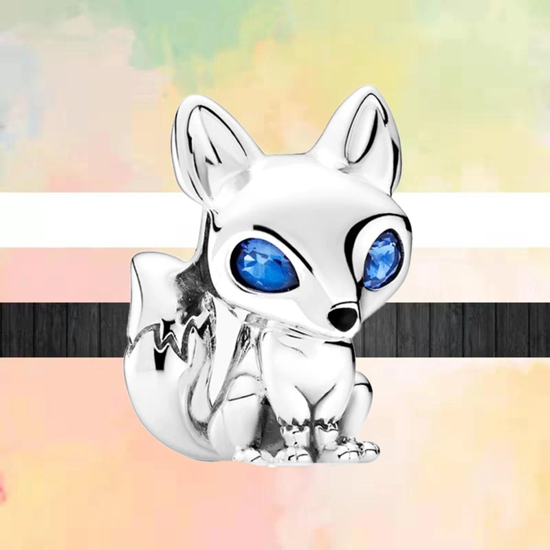 Серебряный цвет автомобиль астронавт милое животное счастливая кошка медведь