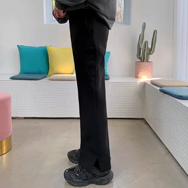 Loosing Pants