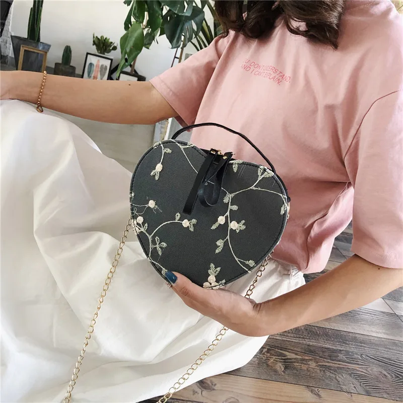 Female Sweet Lace Peach Heart Handbags Pu Leather Cross Body Bags For Women Small Fresh Flower Chain Shoulder Bags Diagonal Bag