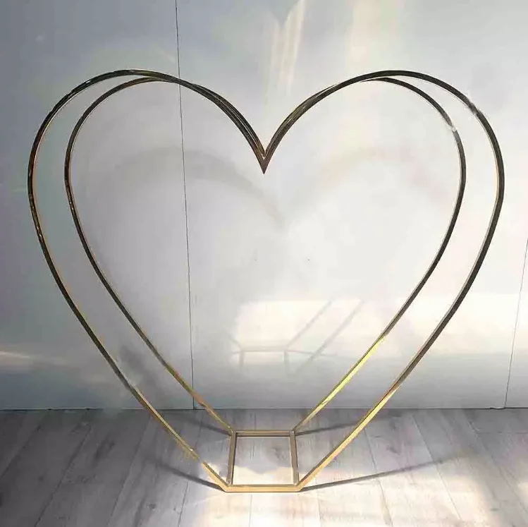 

Gold Wedding Love Heart Shaped Metal Arch Stand Backdrop For Wedding Event Decoration
