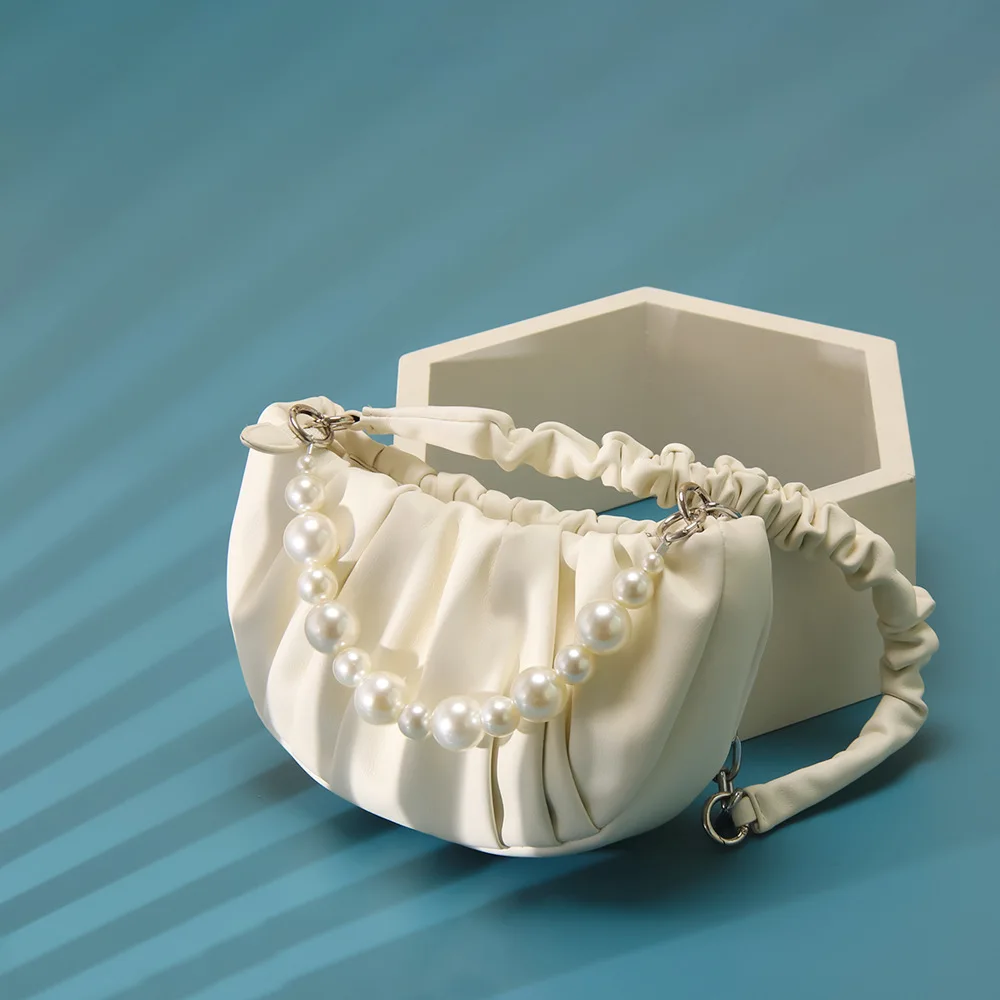 

Cloud Bag 2022 Summer New Chain Underarm Bag High Sense Special-Interest Design Shoulder Crossbody Bag PU Luxury Purse