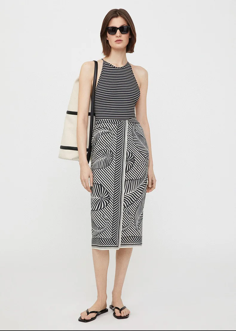 

Универсальные квадратные шелковые шарфы Totem * 100% с принтом, 67 см