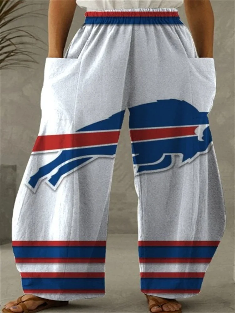 ЭЛЕГРЕРЕННОЕ ДЕРЕВО МОДНОЙ СЦЕНА ШИРОКОНО-НОГКИХ БРЮКОВ ПОВСЕДНЕВНАЯ МОДА И