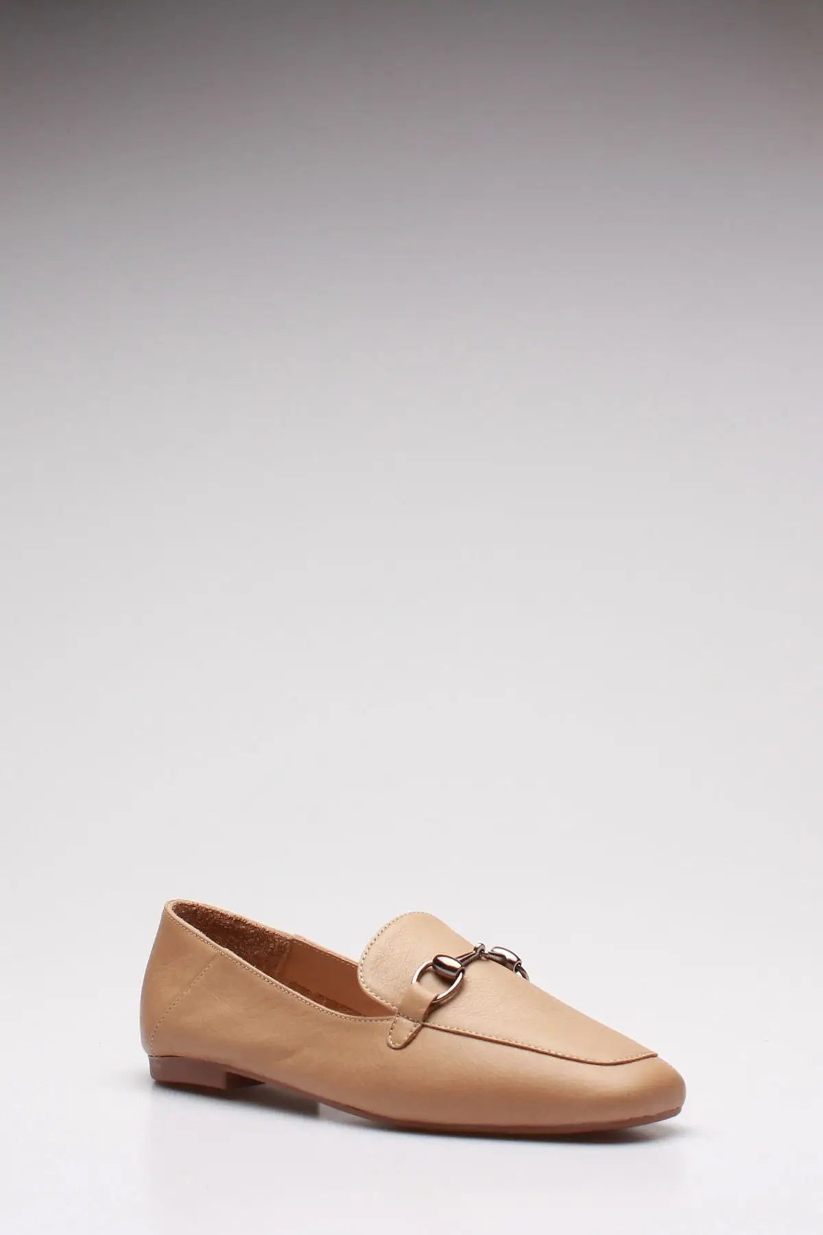 

Модная стильная женская кожаная повседневная обувь на плоской подошве