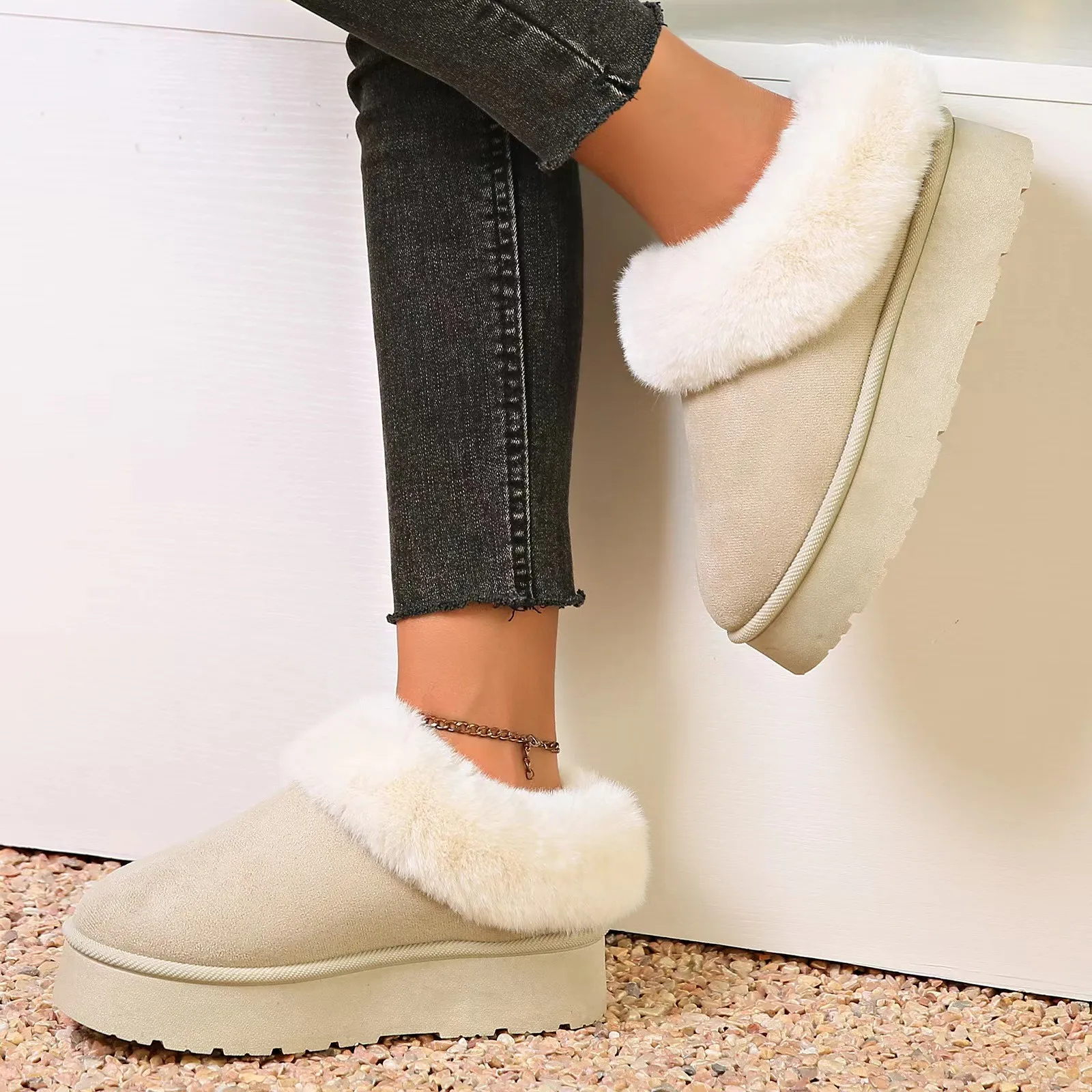 Winter New Women's Thick Sole Sheepskin Wool Anti Slip Snow Boots Fashion Mini Warm Thickened