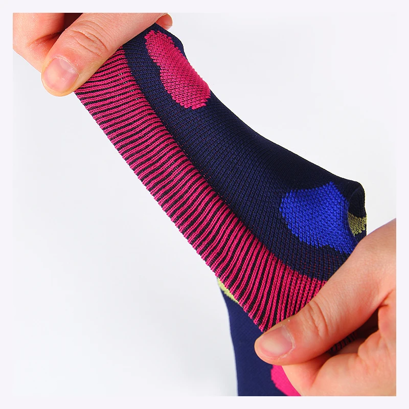 Unisex Elastic Outdoor Compression Magic Stockings Women Breathable Nylon Fitness Sport camping Soccer Stocking Protect Feet