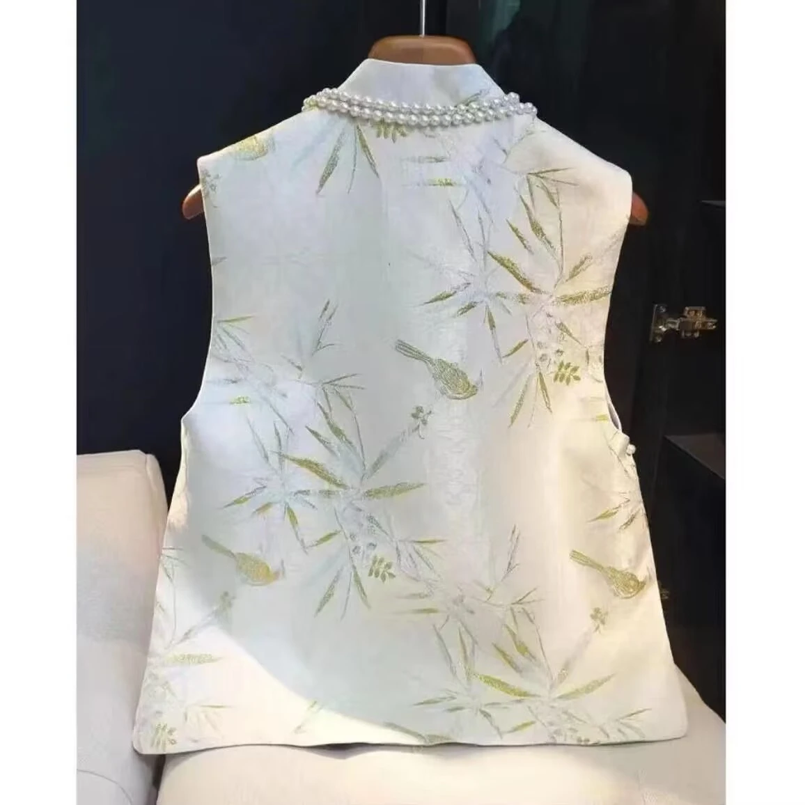Retro Sleeveless Chinese Costume Design Sense Top Spring New National Sle Vest Women Jacquard Brocade