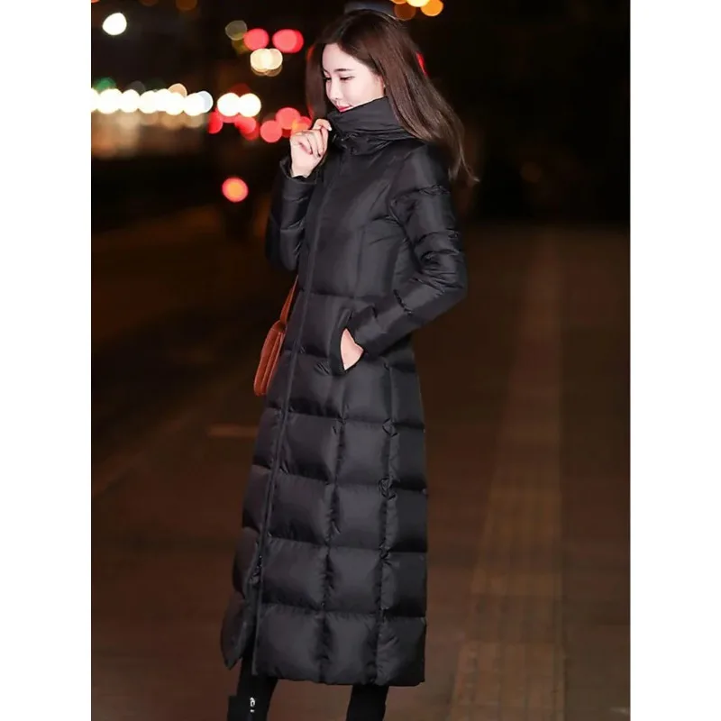 Женская черная легкая тонкая длинная хлопковая стеганая куртка с капюшоном