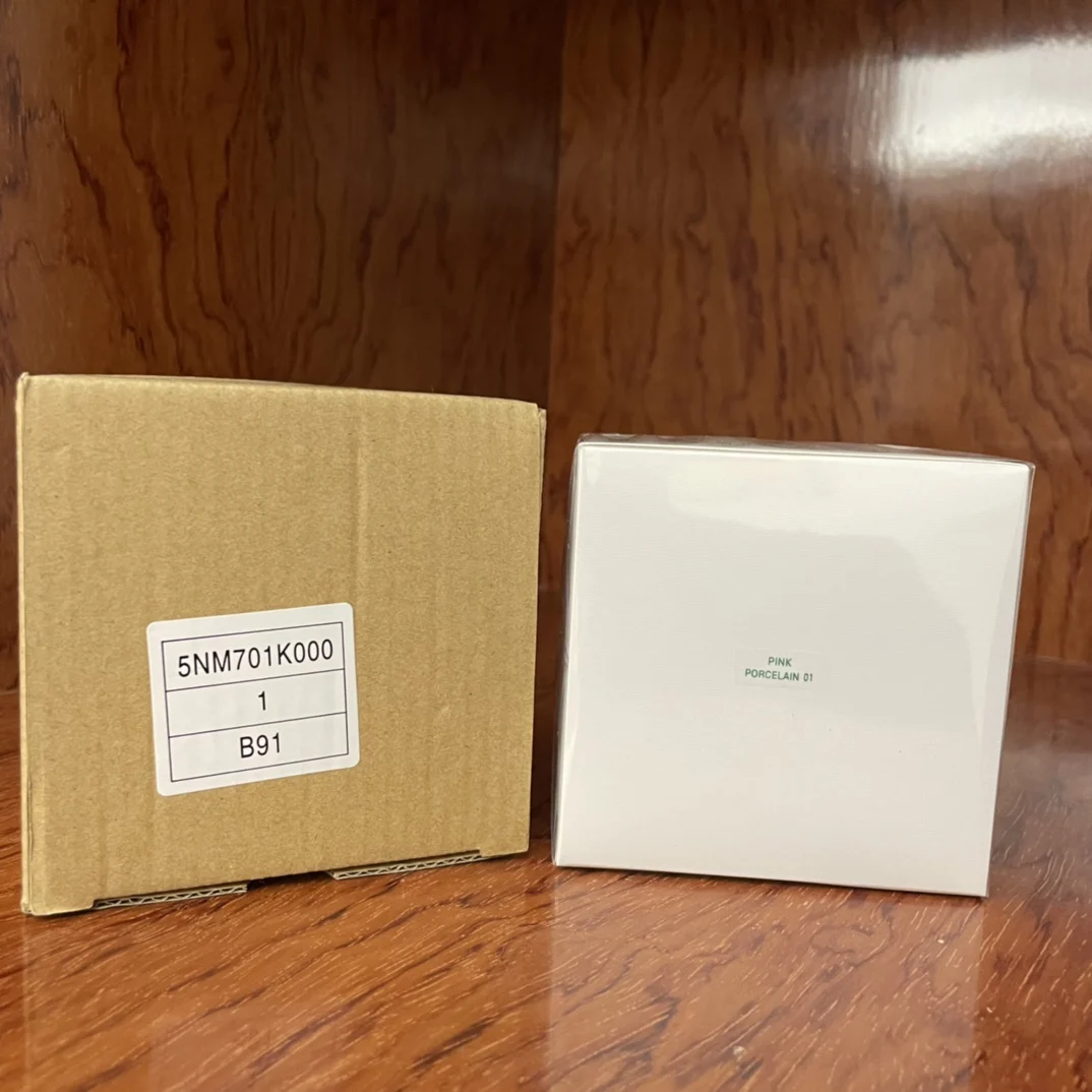 

Новинка, высокое качество, наволочка для подушки, крем-основа (14 г x 2)SPF20 + сменный увлажняющий уход за кожей, косметика, макияж для лица + подар...