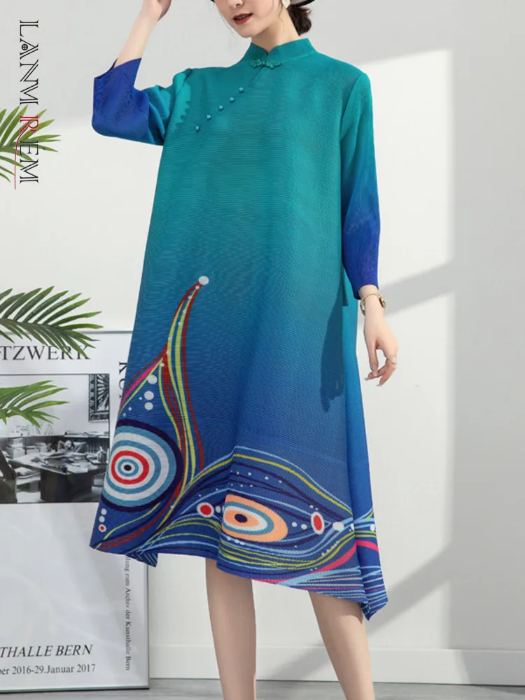 

LANMREM Vintage Dress Gradient Pleated Geometric Print Women Long Sleeve Stand Neck Loose 2022 Summer Female Clothing 2I579