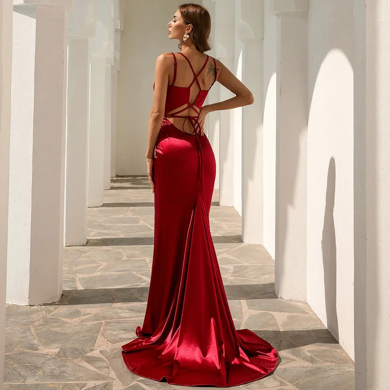 Sexy Red V-Neck Mermaid Dress Satin Backless Spaghetti Strap 2022 Fashion Gown Floor Length Party Dress Formal Gown