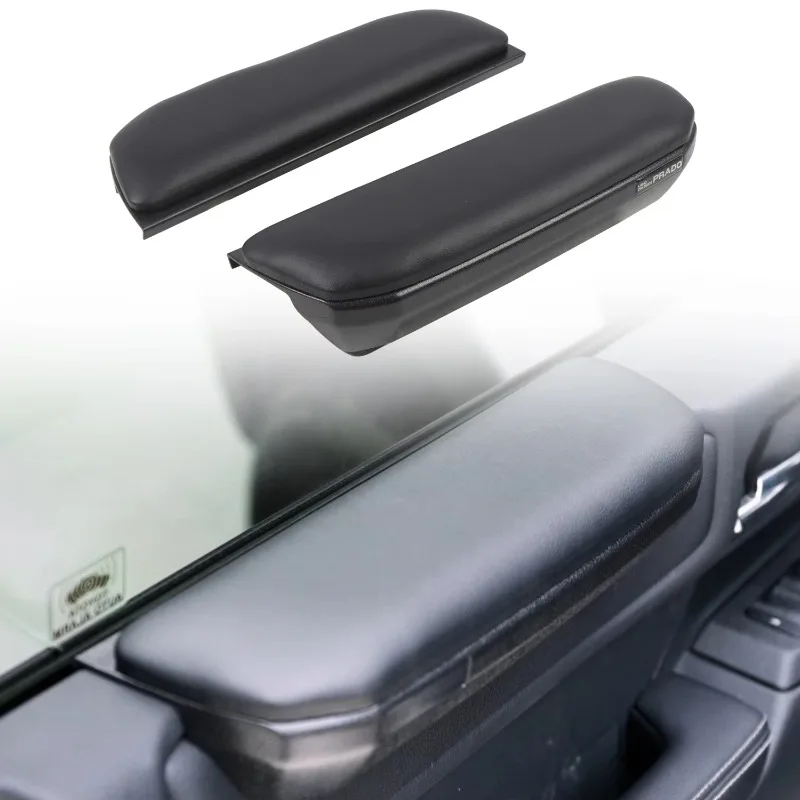 Фото YUNV для Toyota Land Cruiser Prado J250 LC250 2024 2025, черная накладка на подлокотник передней двери из ABS-пластика и кожи, аксессуар для комфорта. №2
