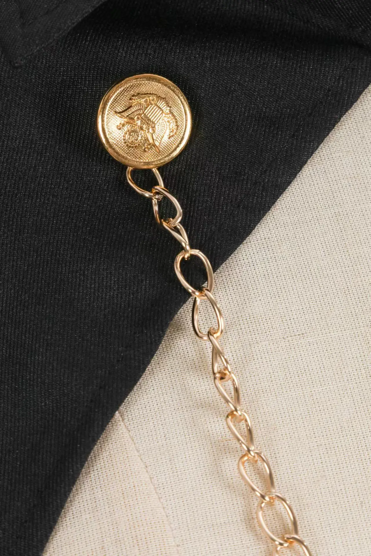 Мужская и женская накидка на Хэллоуин в готическом средневековом стиле