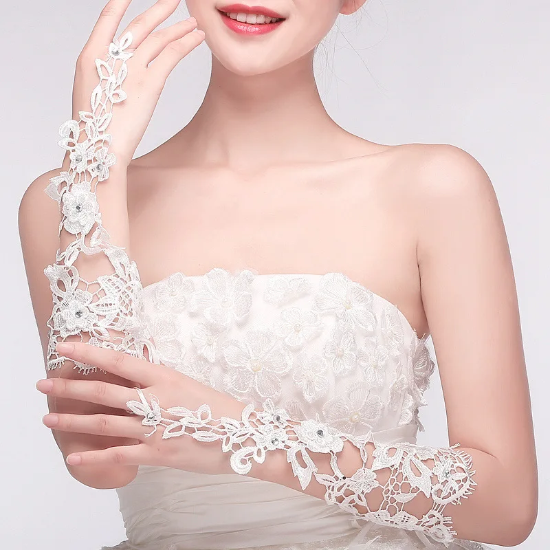 Фото Long Fingerless Lace Bridal Gloves for Formal Wedding Prom Party (ivory) №4
