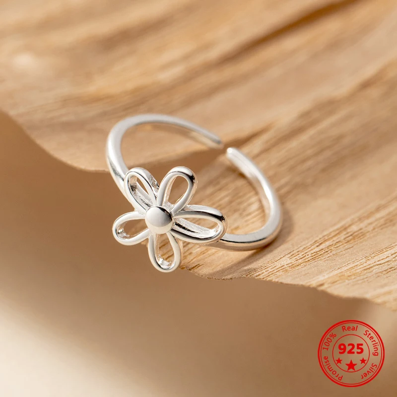 

Fashionable And Simple Retro Style S925 Sterling Silver Summer Hollow Five-Petal Flower Ring 2022 New Student Index Finger Ring