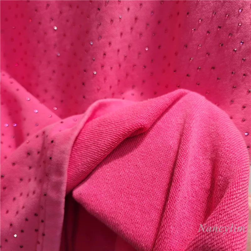 Рисунок 5 - Женская юбка-трапеция средней длины