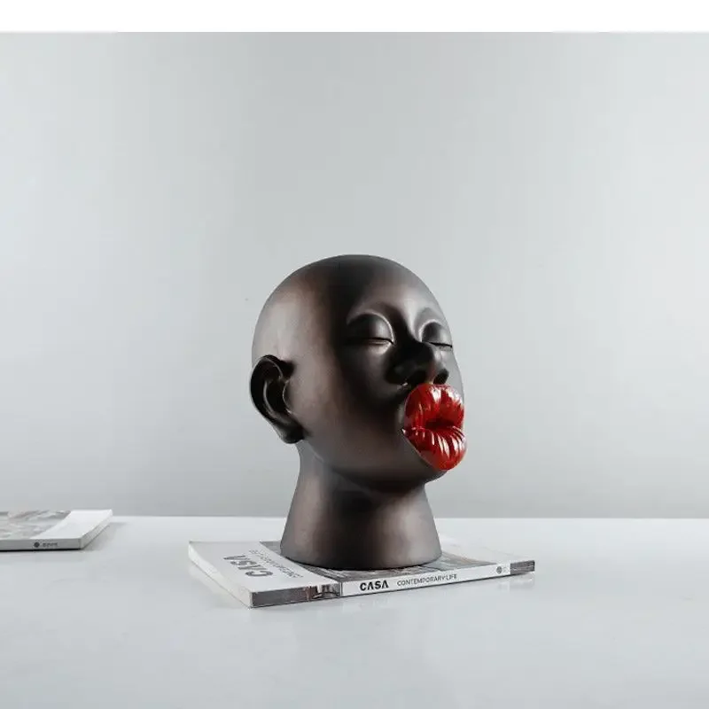 Статуя персонажей губок