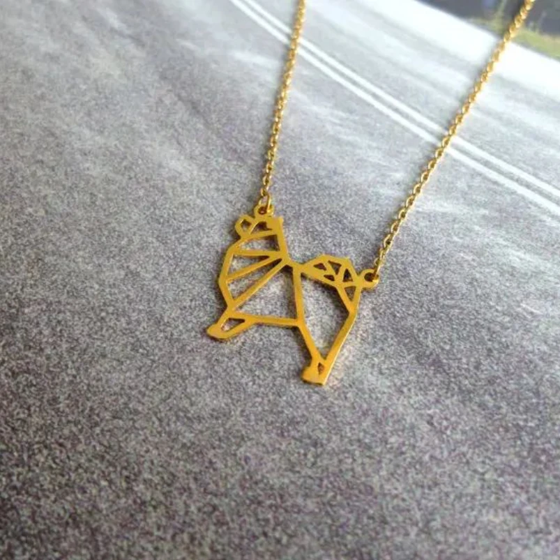 Ожерелье с собакой-оригами