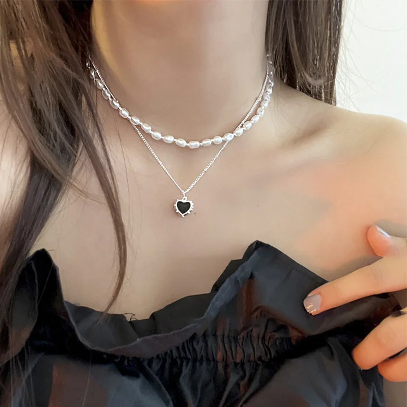 

Fashion Silver Color Pearl Crystal Chains Necklace for Women Long Multilayer Heart Beaded Pendant Necklaces Chokers Jewelry Gift