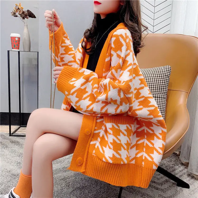 

Autumn Winter Knitted Female Cardigan Loose Streetwear Knit Sweater Coat Cute Cartoon Print V Neck knitted cardigan Women Jacket