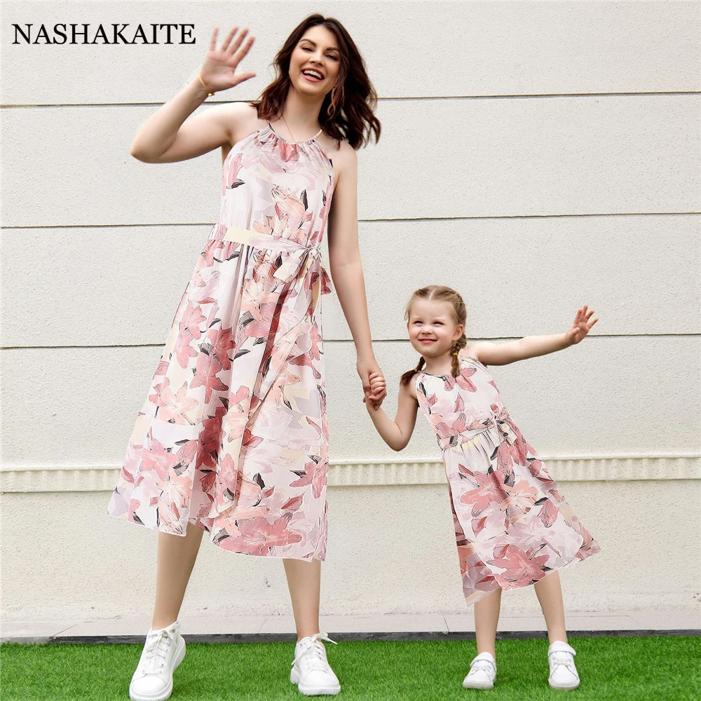 

Mom and daughter dress family look Irregular cake dress with halterneck straps Mother and me Clothes matching family outfits