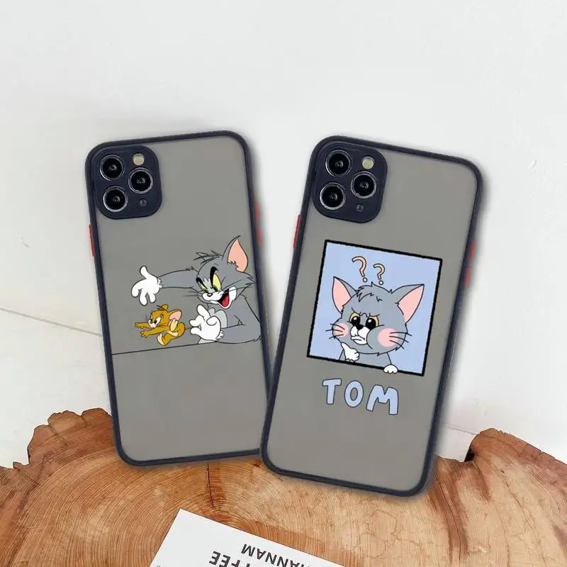 

Cartoon Toms Jerry Phone Case For iphone 13 12 11 Pro Max Mini XS 8 7 Plus X SE 2020 XR Matte Transparent Cover