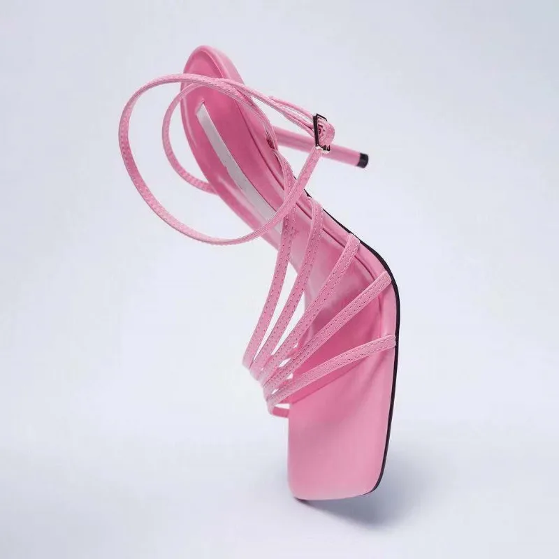 Босоножки женские на высоком каблуке дизайнерские туфли с ремешком щиколотке