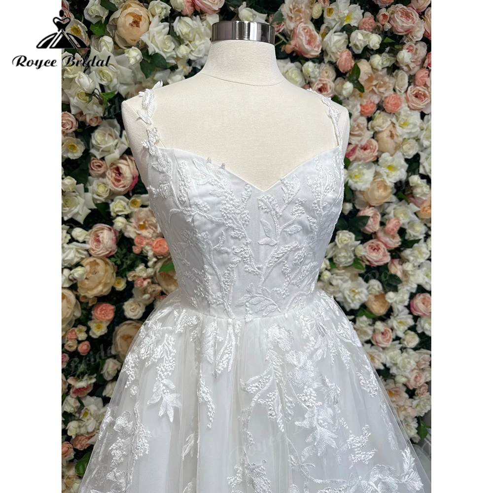 Женское платье с открытой спиной V-образным вырезом и