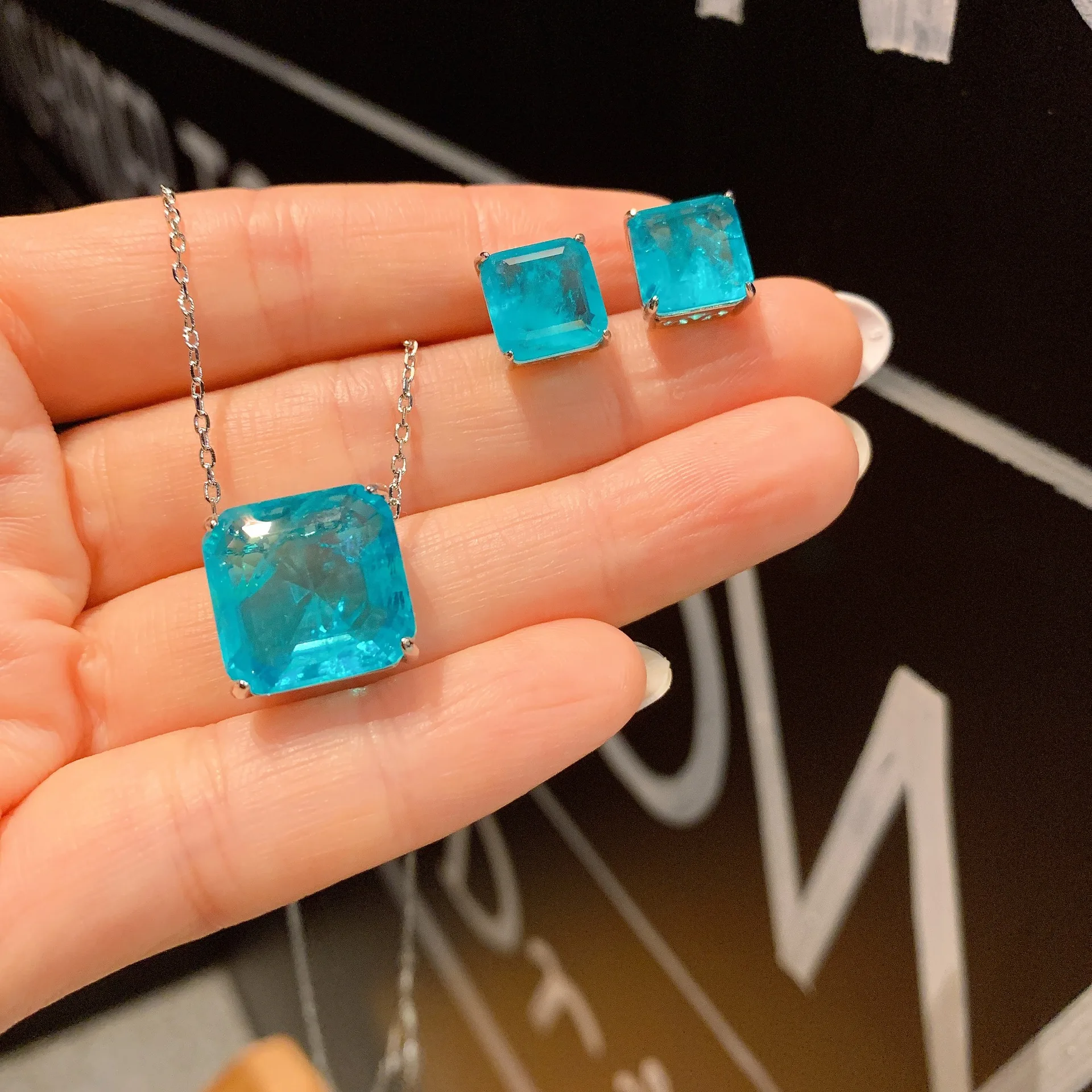 

2022 Charms 925 Sterling Silver Paraiba Crystal Jewelry Sets For Women Wedding Party High Quality Earring Pendant Necklace Gift