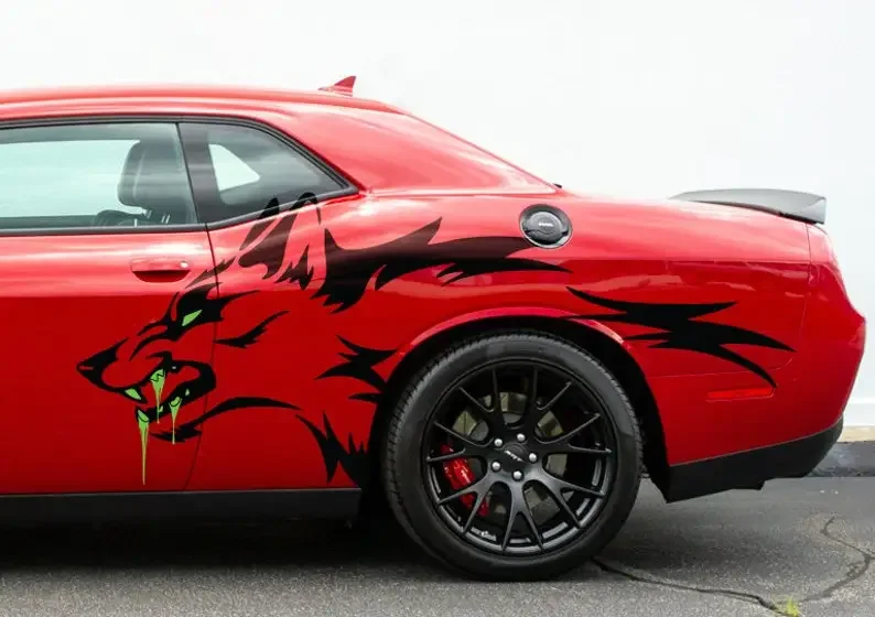 Контур Койот головы волка. Наклейка Виниловая наклейка с рисунком на боковой