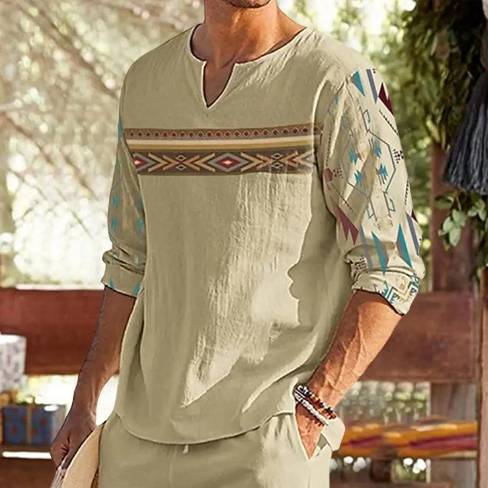 

Футболка мужская с длинным рукавом и круглым вырезом