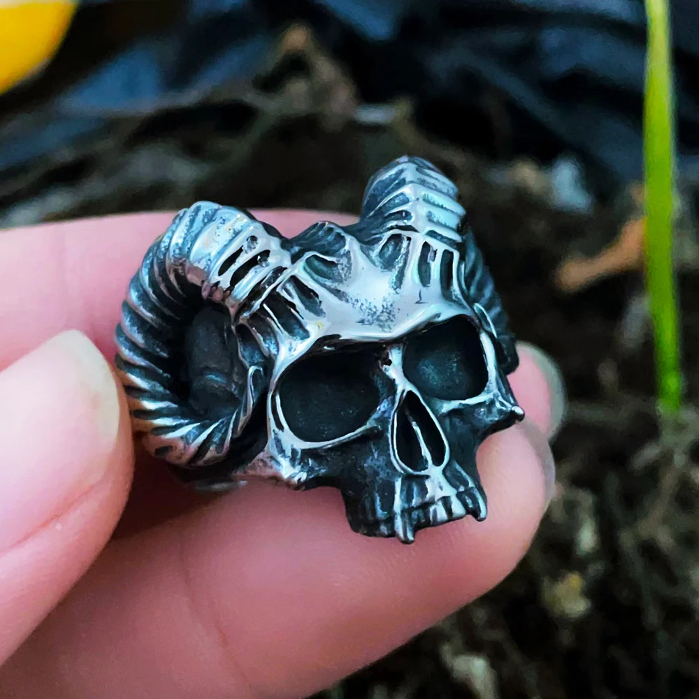

Gothic Skull Ring For Men Fashion Vintage Lucifer Satan Goat Rings Stainless Steel Punk Hip Hop Rock Jewelry Gift Wholesale